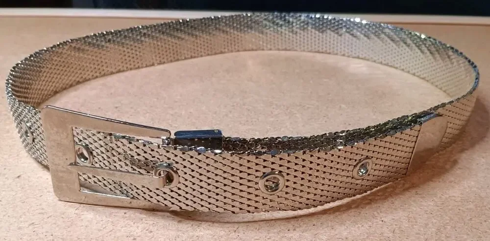 VTG Belt Metal Mesh Women's Silver Tone Sz 28 Made in Hong Kong